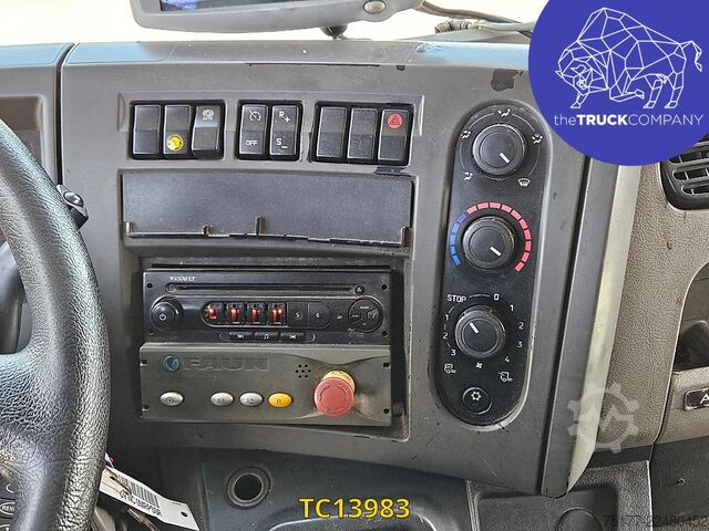 Pojazd do zbiórki odpadów Renault Midlum 220