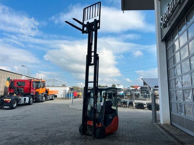 Forklift Toyota 8FBET15 / Triplex: 4.30m / nur 1.187h! / SS