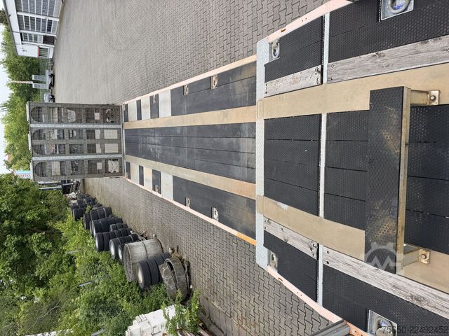 Naczepa niskopodwoziowa Humbaur HTS30  3 Achs Satteltieflader, neuwertig