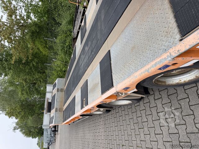 Naczepa niskopodwoziowa Humbaur HTS30  3 Achs Satteltieflader, neuwertig