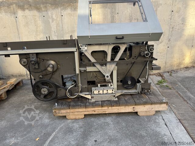 FER_5002 Sponkovačka HEIDELBERG ST100.2 Heidelberg Stitchmaster ST 100