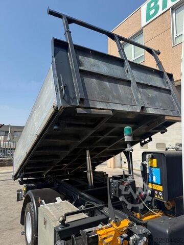 τρίπλευρο ανατρεπόμενο φορτηγό Iveco EUROCARGO 75E18