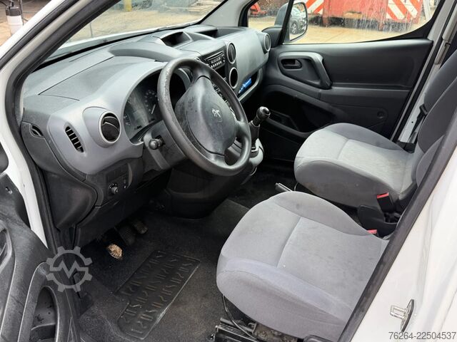 Furgon blaszak Peugeot Partner 1.6 55kw EURO5