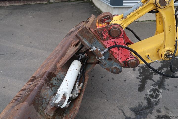 Mini excavator Komatsu PC 88 MR-6