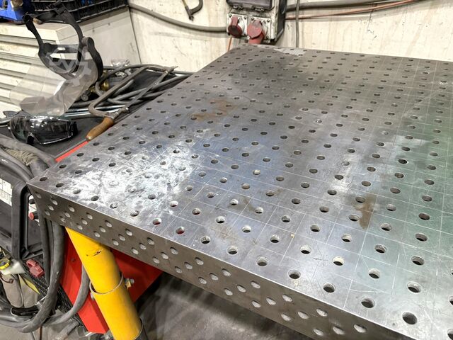 Lochschweißtisch Perforated Welding Table 