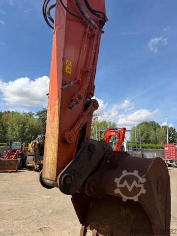 Bæltegraver Hitachi ZX 210 LC-6