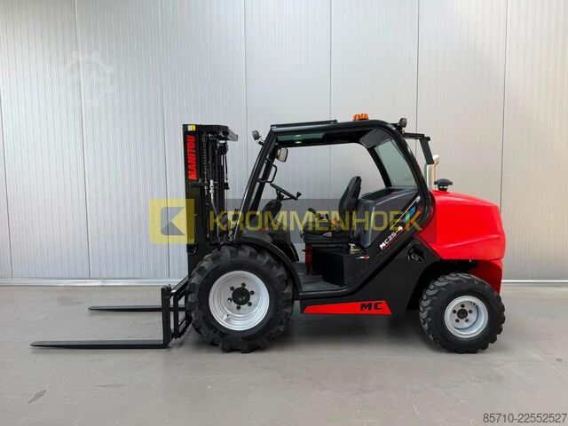 Terenski viljuškar Manitou MC 25-4 D K ST5