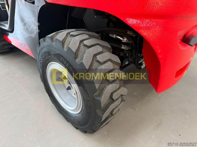 Terenski viljuškar Manitou MC 25-4 D K ST5