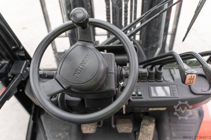 Manitou MI 30 D Manitou MI 30 D