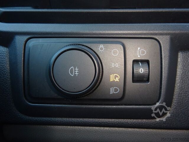 Furgon blaszak FORD Transit Custom Kasten 280 L1H1 Trend Navi AHK