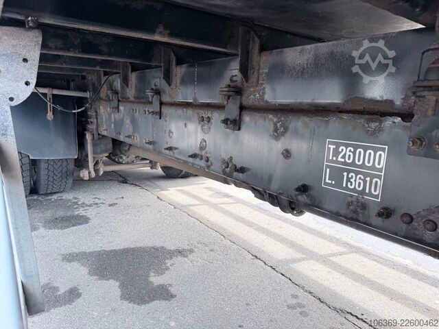LKW mit Kofferaufbau VOLVO FM 330 6x2*4 Side opening 8.7 m