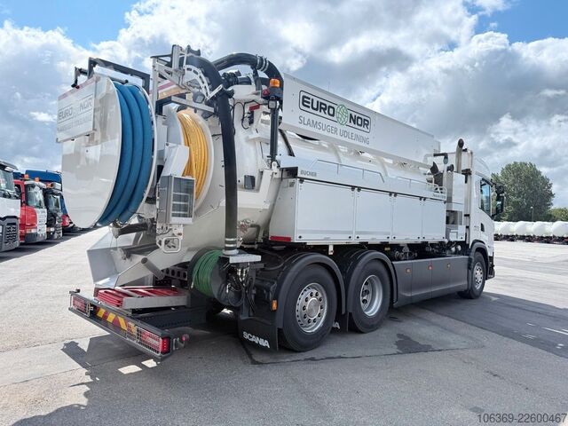 Saugwagen SCANIA G420 B6x2*4NB Bucher FlexLine CM100