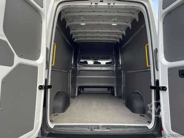 Dubă cu acoperiș înalt VW Crafter MIXTO 35 L4H3 NAV RFK äden