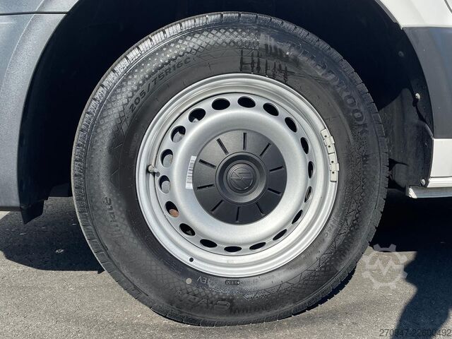 Dubă cu acoperiș înalt VW Crafter MIXTO 35 L4H3 NAV RFK äden