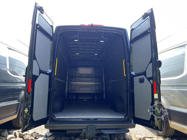 Dubă cu acoperiș înalt VW Crafter Kasten 35 L4H3 AHK RFK äden
