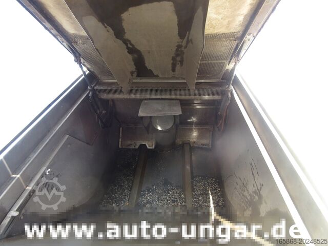 Čistač Boschung S3 Kehrmaschine urban sweeper Wildkraut