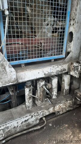 Betonblokk gyártó üzem HENKE VARIANT 140/100