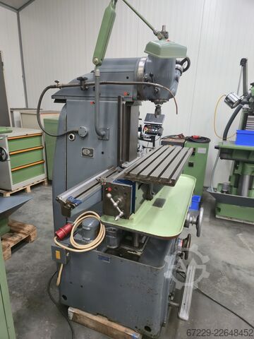 Máquina universal de fresagem e mandrilagem Acciera F4