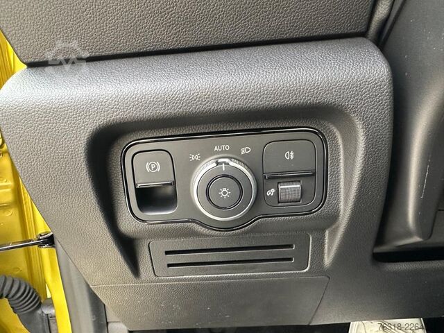 Minibus Mercedes-Benz T 180  Progressive LED Kamera AHK-Vorrüstung