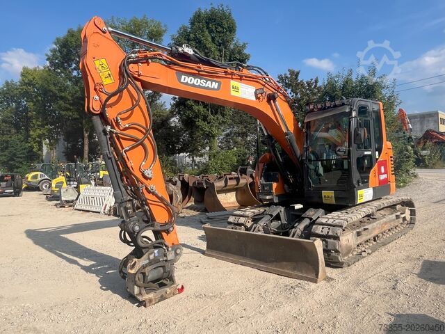 Lánctalpas kotrógép Doosan DX140LCR-5 with PowerTilt OQ65 quickcoupler (without bucket)