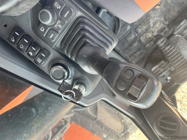 Lánctalpas kotrógép Doosan DX140LCR-5 with PowerTilt OQ65 quickcoupler (without bucket)