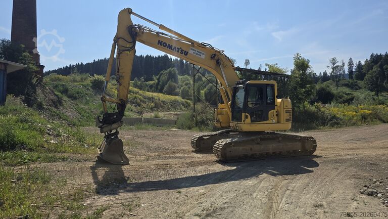 Graafmachine op rupsbanden Komatsu PC228US-LC-8