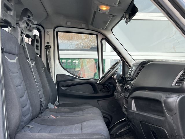 Tippbil skåpbil IVECO Daily 35S16 DoKa Klima AHK 7-Sitzer Start/Stop