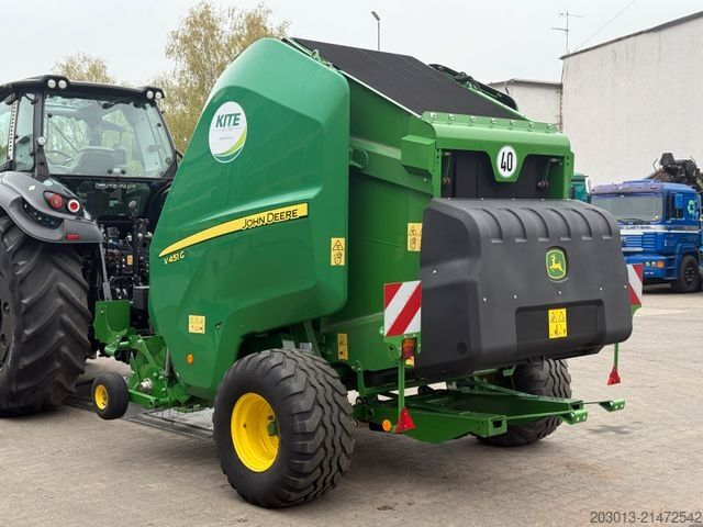 Maszyna rolnicza John Deere V451 G Rundballenpresse - NEU