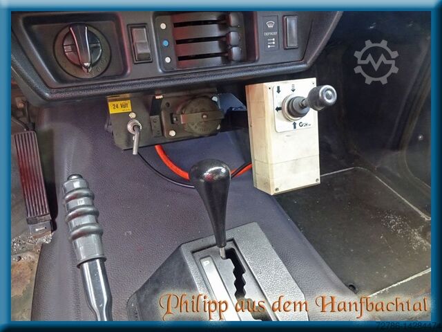 Wegwerker Other Puch 230GE mit Schneeräumschild für den Winterdienst, ZAUGG Schneepflug