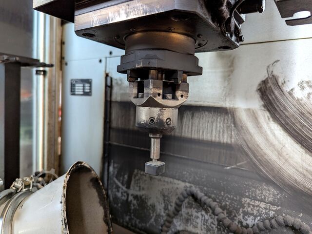 Máquina de electroerosão afundamento EXERON 310 MF