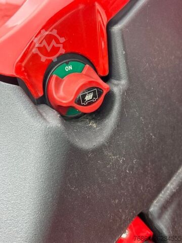 Traktor  ANTONIO CARRARO SRX 5800 TORA REDCAB, YANMAR RADIO KLIMA REVGUIDE