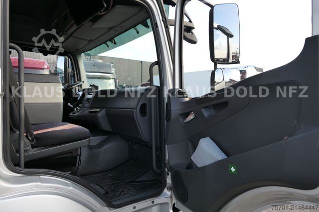 Biltransportlastbil MERCEDES-BENZ Atego geschloss. Autotransporter LBW Euro 6