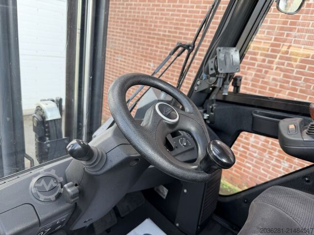 LPG-vorkheftruck Linde H35T-02