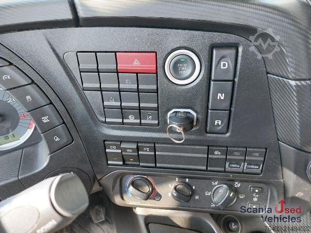 Driezijdige kipper IVECO X-WAY 460 AD  3-S-Kipper + Frontkran PK18002 EH