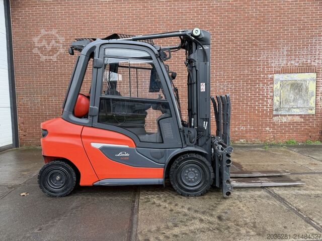 LPG-vorkheftruck Linde H35T-01
