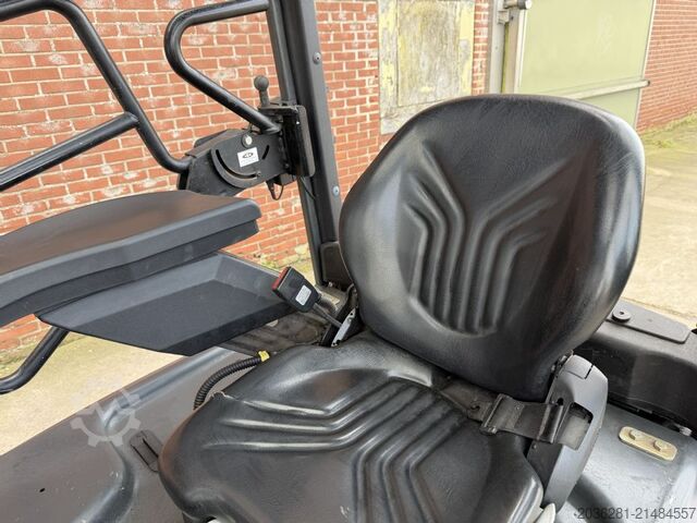 Elektrische vorkheftruck met 4 wielen Linde E20PH-01