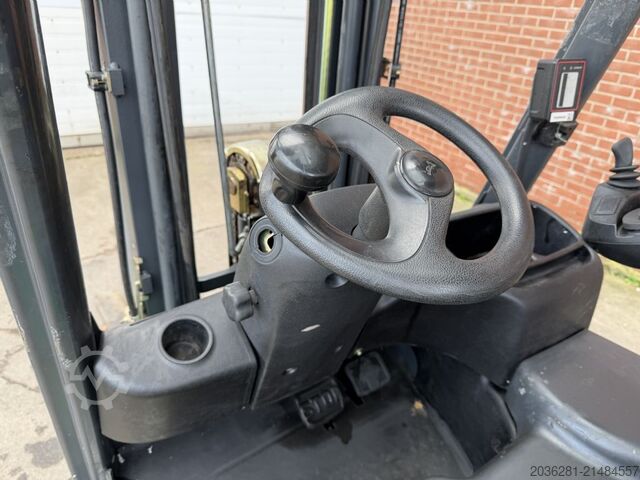 Elektrische vorkheftruck met 4 wielen Linde E20PH-01