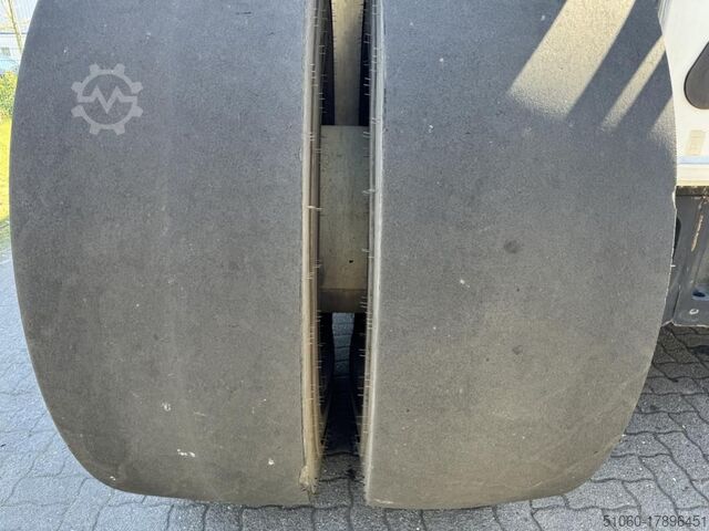 Volle container reachstacker Kalmar DRG450-60S5