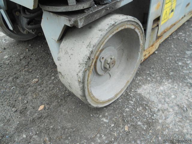 Platformă de lucru GENIE GS 1932, Batterien 2024, Scherenbühne Genie 8 m