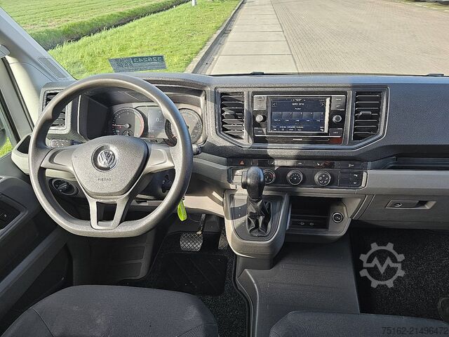 Kombi s vysokou střechou VOLKSWAGEN CRAFTER 2.0 TDI 140 AUT. L2H1