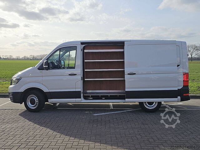 Kombi s vysokou střechou VOLKSWAGEN CRAFTER 2.0 TDI 140 AUT. L2H1