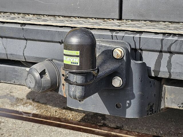 Kombi s vysokou střechou M.A.N. TGE 3.140 ac automaat EURO6