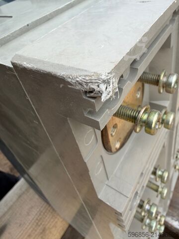 Schneider Electric Masterpact NW25 H1 2500A Micrologic 5.0A ACB Circuit Breaker Schneider Electric Masterpact NW25 H1 2500A Micrologic 5.0A Wyłącznik mocy ACB Schneider Electric Masterpact NW25 H1 2500A Micrologic 5.0A Wyłącznik mocy ACB