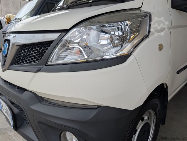 Tipvogn varebil PIAGGIO PORTER NP6  1.5 CHAS 265 LR CNG METANO