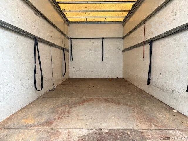 Koffer Mercedes-Benz Sprinter 412 5-CILINDER WITH PLAYWOOD BOX (MANU...