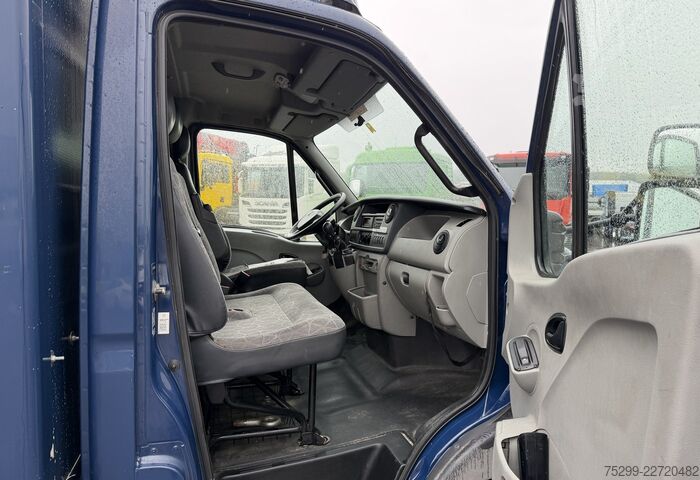 Özelleştirilmiş panelvan Renault Mascott 150.35 Kasten / Swiss-Vehicle