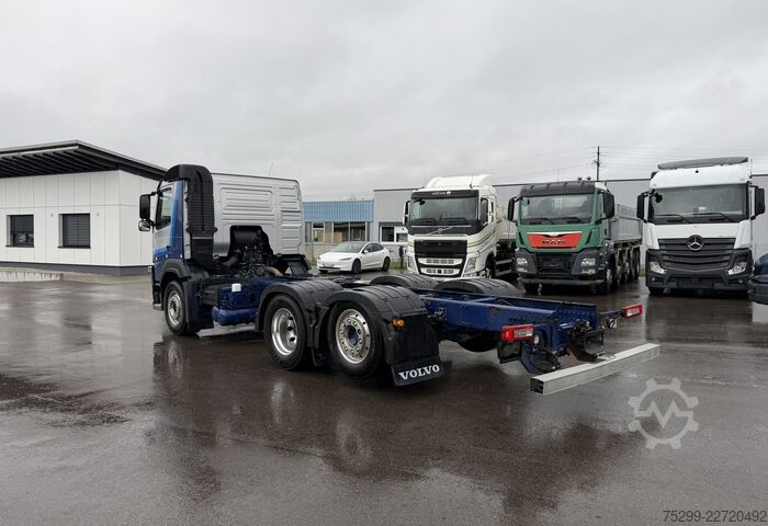 Kamyon şasisi Volvo FM-460 6x2*4 Chassis Retarder AHK / Swiss-Vehicle