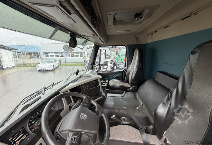 Kamyon şasisi Volvo FM-460 6x2*4 Chassis Retarder AHK / Swiss-Vehicle