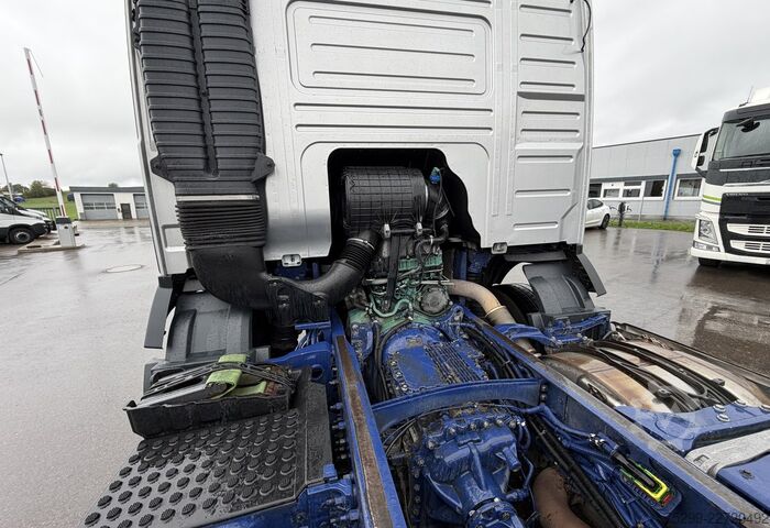 Kamyon şasisi Volvo FM-460 6x2*4 Chassis Retarder AHK / Swiss-Vehicle