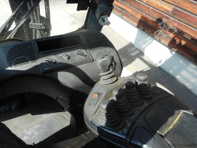 Forklift Linde H16T-01 Triplex